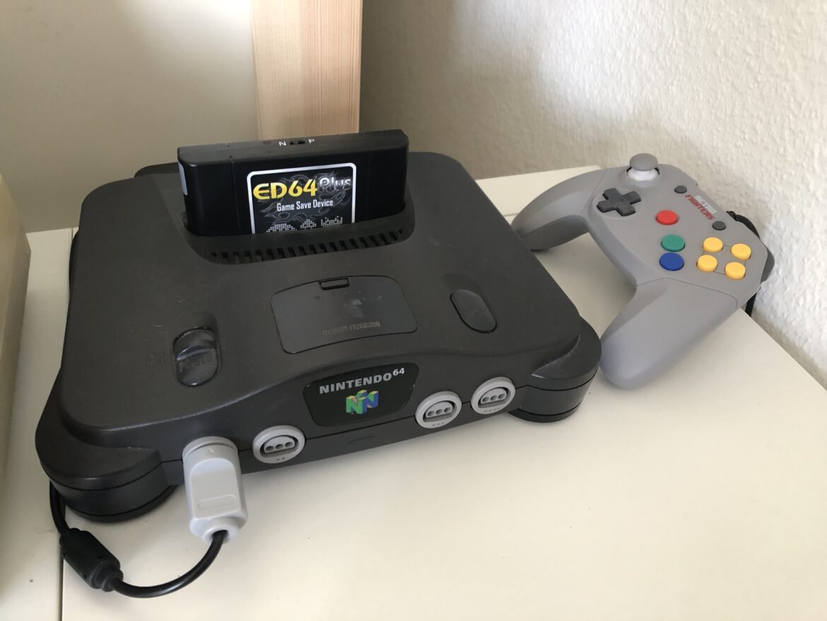 Nintendo 64 (NTSC Version)