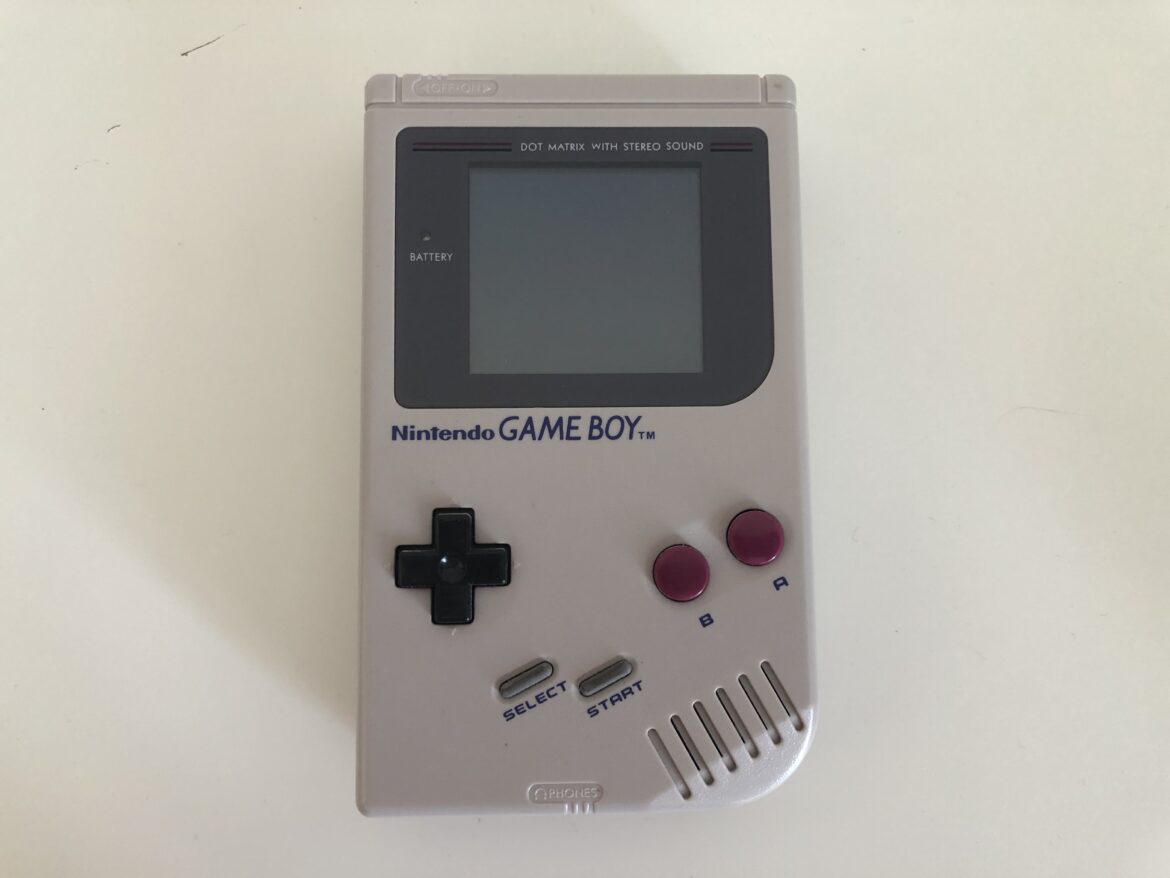 Nintendo Game Boy (Pro Audio Mod)